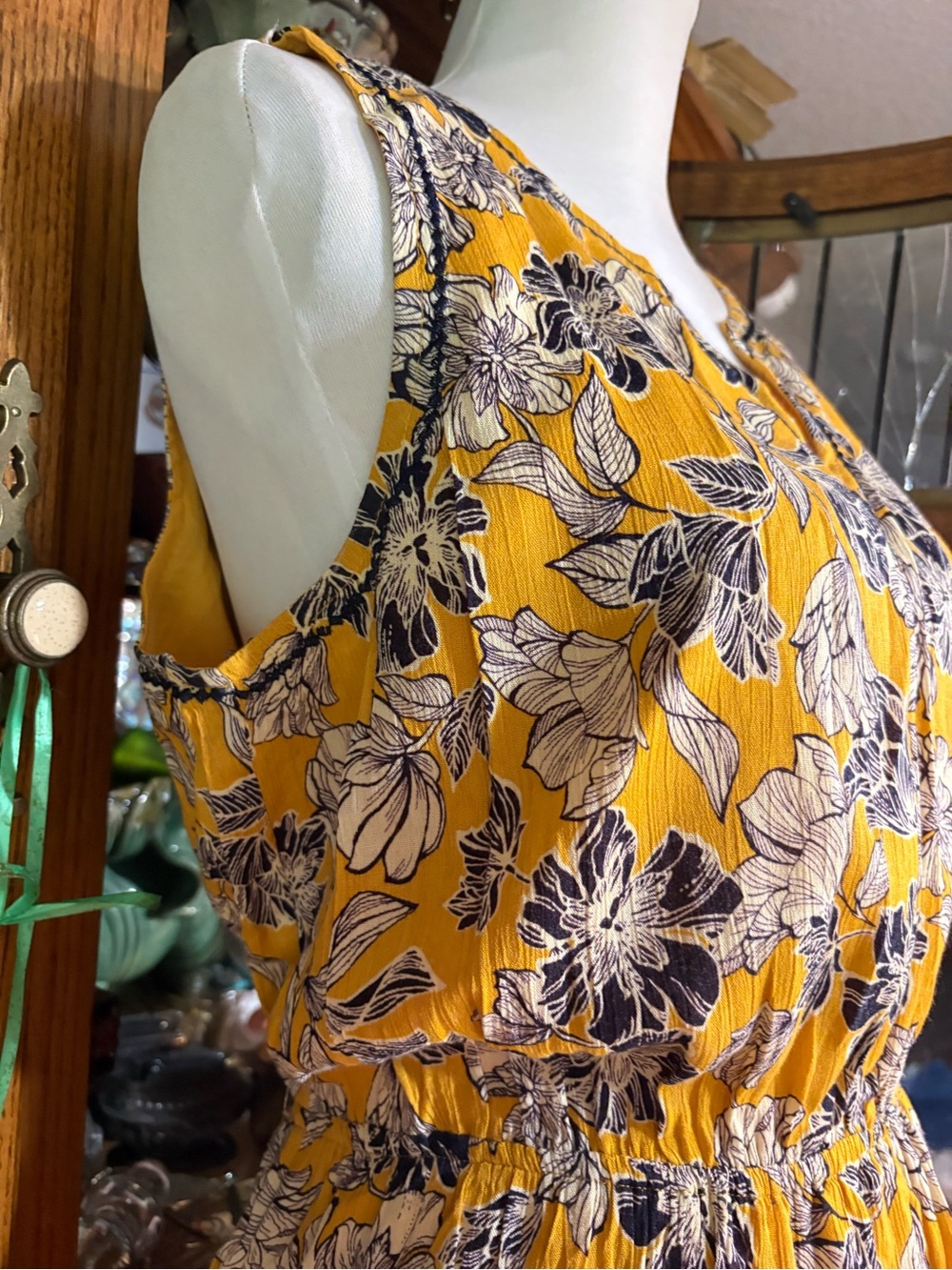 Market & Spruce Auria Embroidered Dress in yellow and navy large - Picture 6 of 13